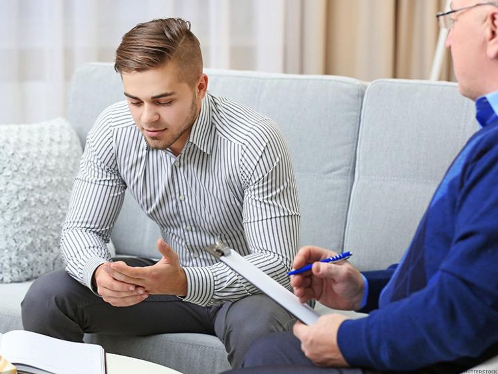 10 Dating Tips for Gay Introverts