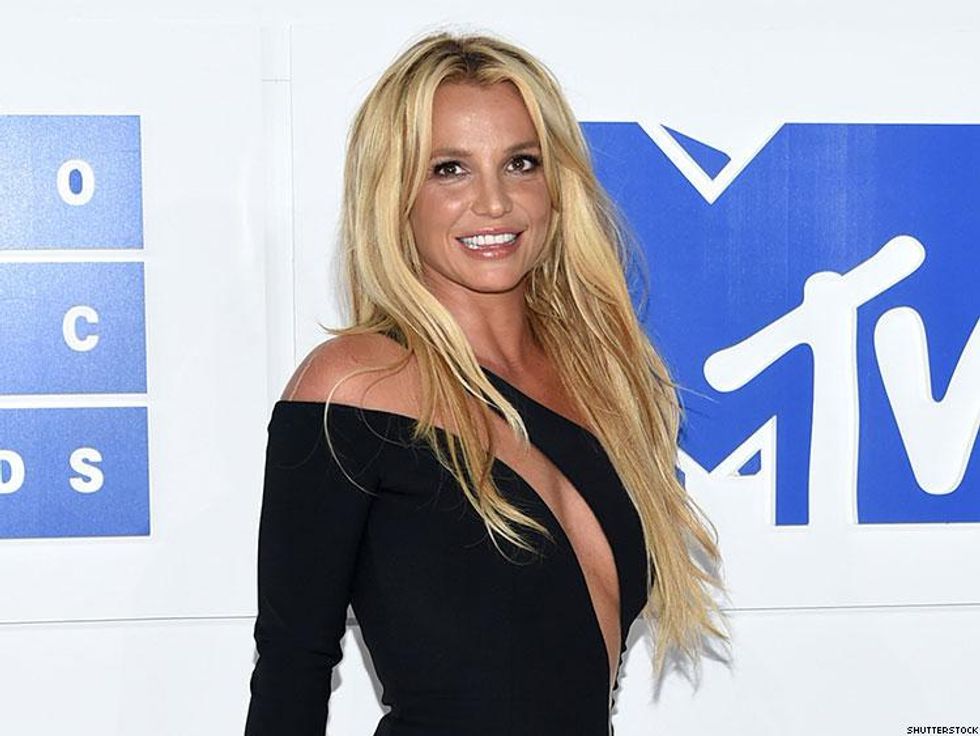 106 Annoying Things Only Gay/Bi Men Understand