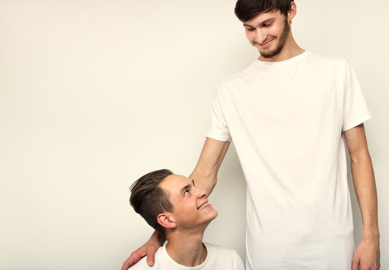 15 reasons to date a short guy
