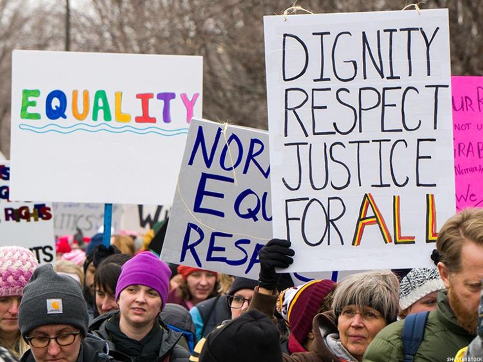 14 New Year's Resolutions For Your Queer Self