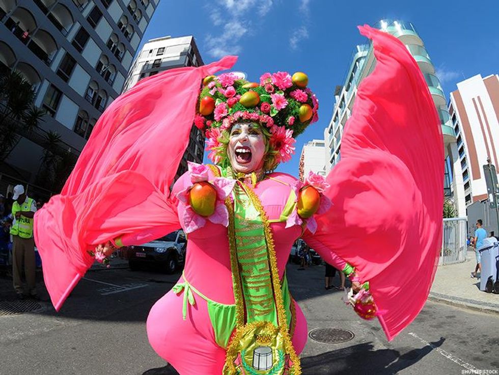 14 New Year's Resolutions For Your Queer Self