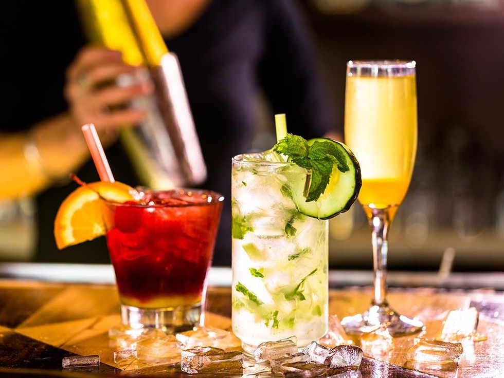 14 Reasons Your Next Boyfriend Should Be a Bartender