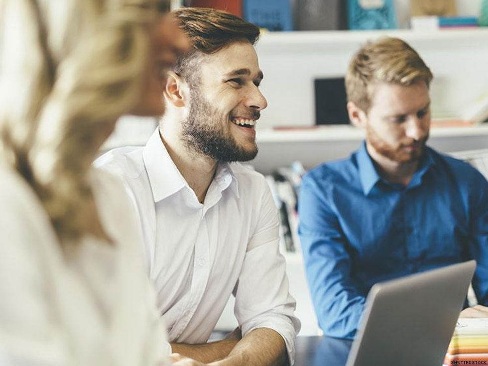 14 Signs You're an Emotionally Unavailable Gay Man