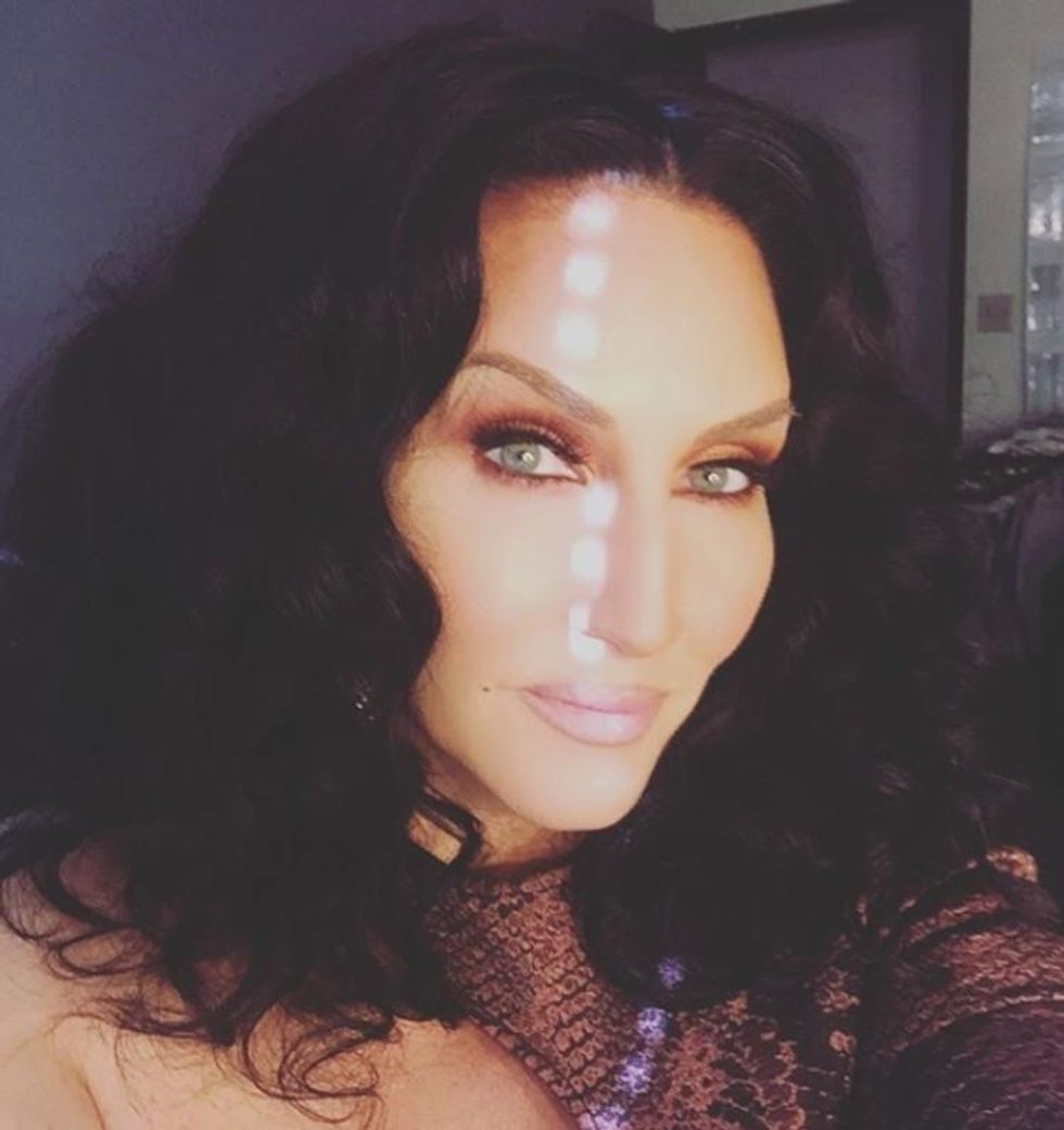 14 Signs You're an Emotionally Unavailable Gay Man