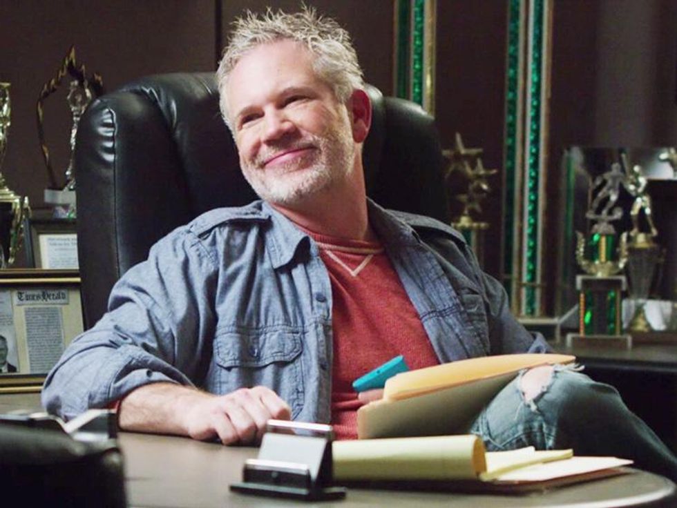 14 Signs You're an Emotionally Unavailable Gay Man