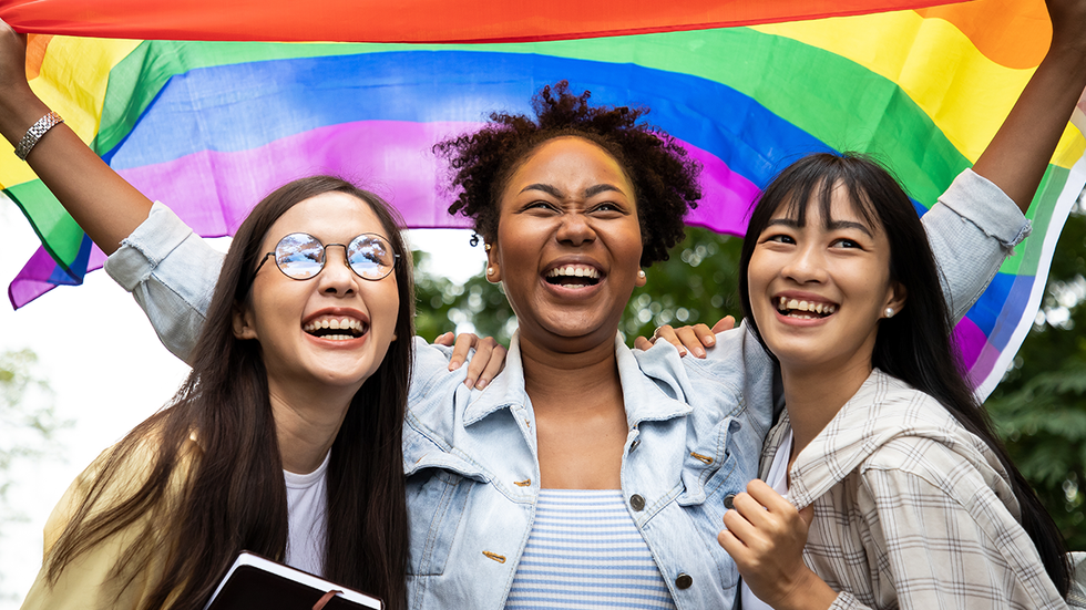 15 problems bisexual girls deal with