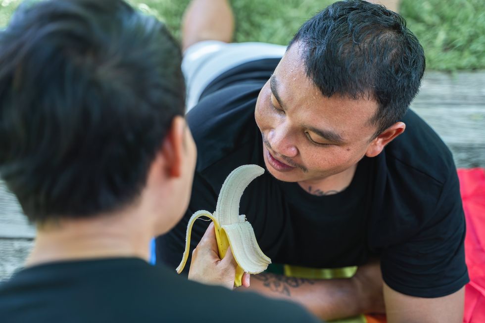 15 Tips For Guys Who Don't Like Giving Head