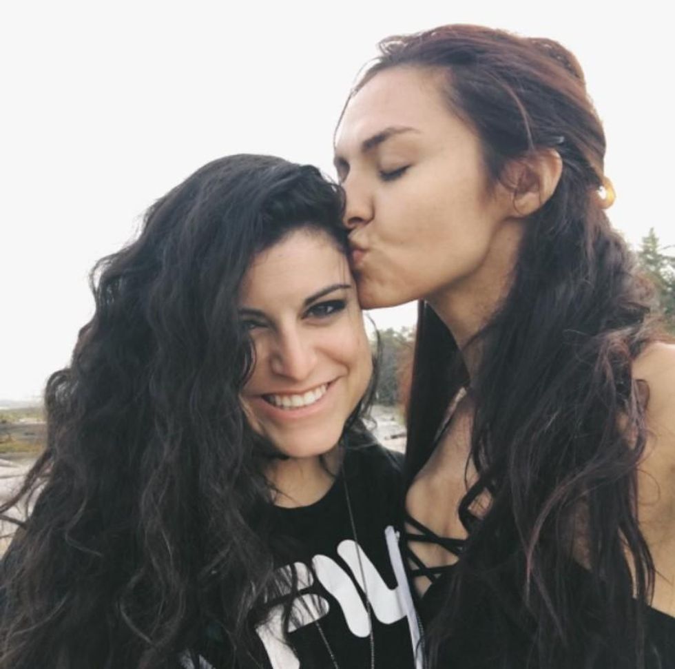 20 Questions with Bria and Chrissy