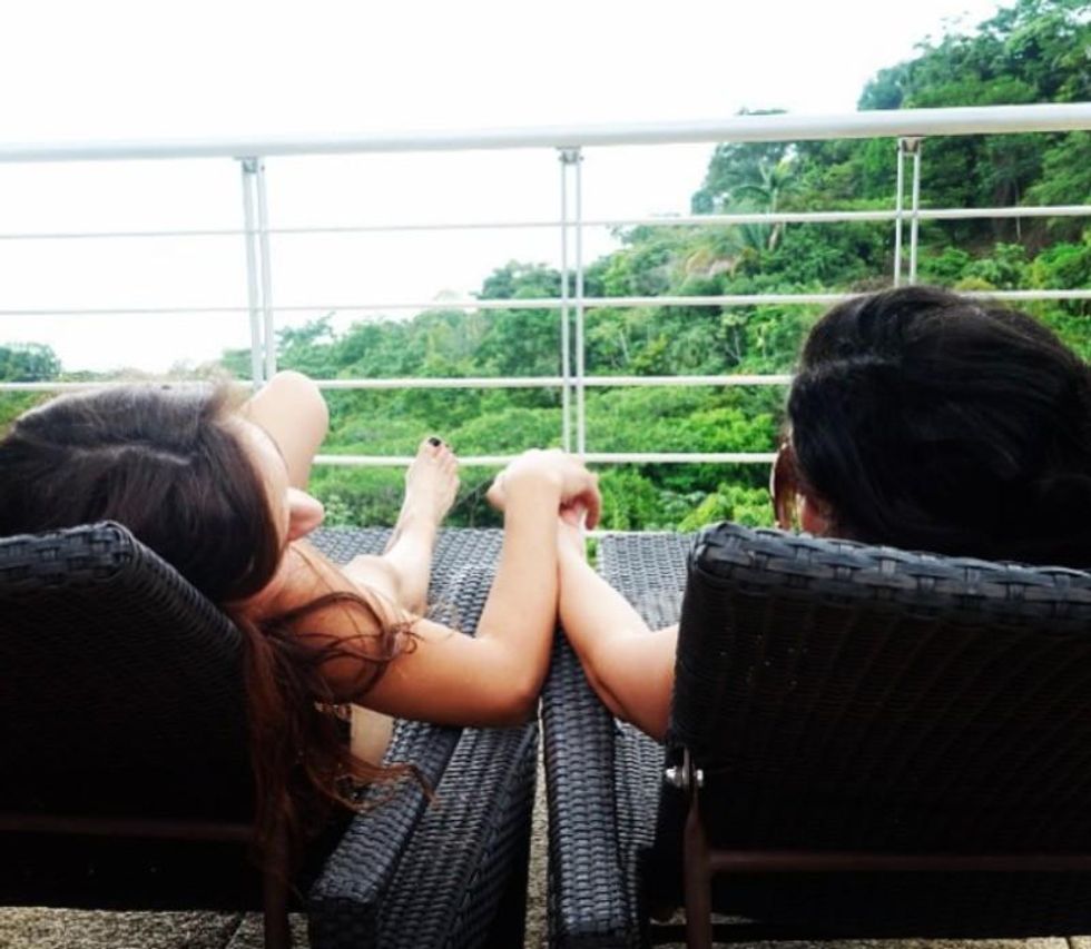 20 Questions with Bria and Chrissy