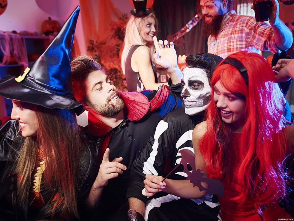 28 Things Gay/Bi Men Should Never Do in Healthy Relationships