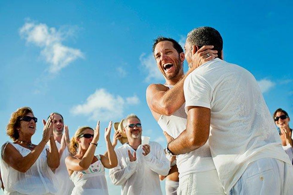 30 Same-Sex Wedding Photos That Will Make You Smile