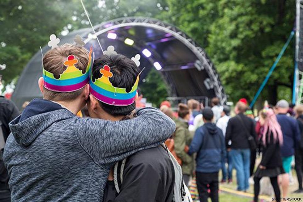 4. Go with friends and chosen family.