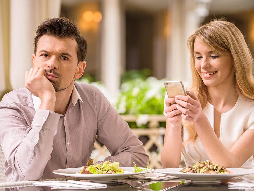 7 Specific Dating Tips for Bi+ Men