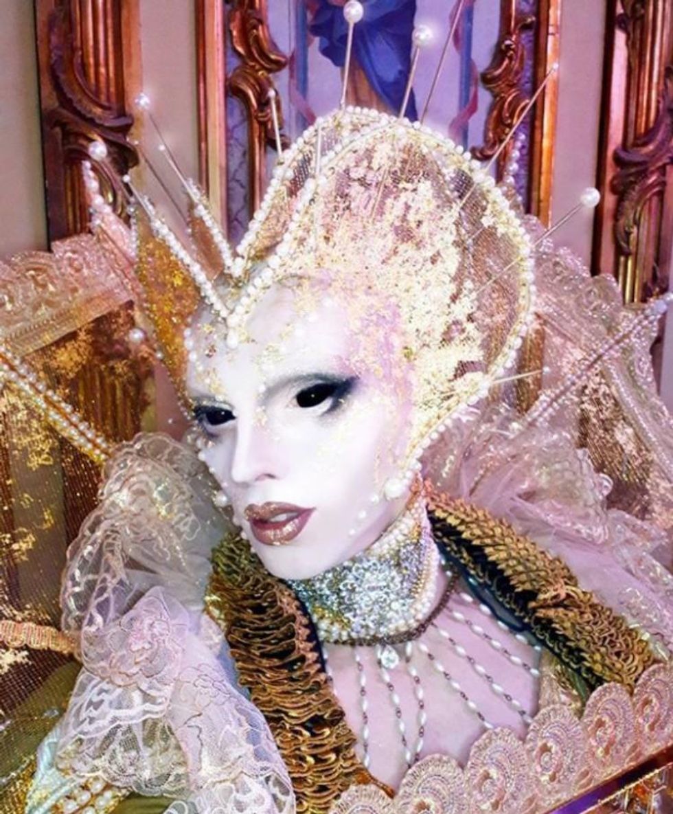 8 Rules of Texting Etiquette for Gay Men (Because apparently We Still Don\u2019t have this Down)