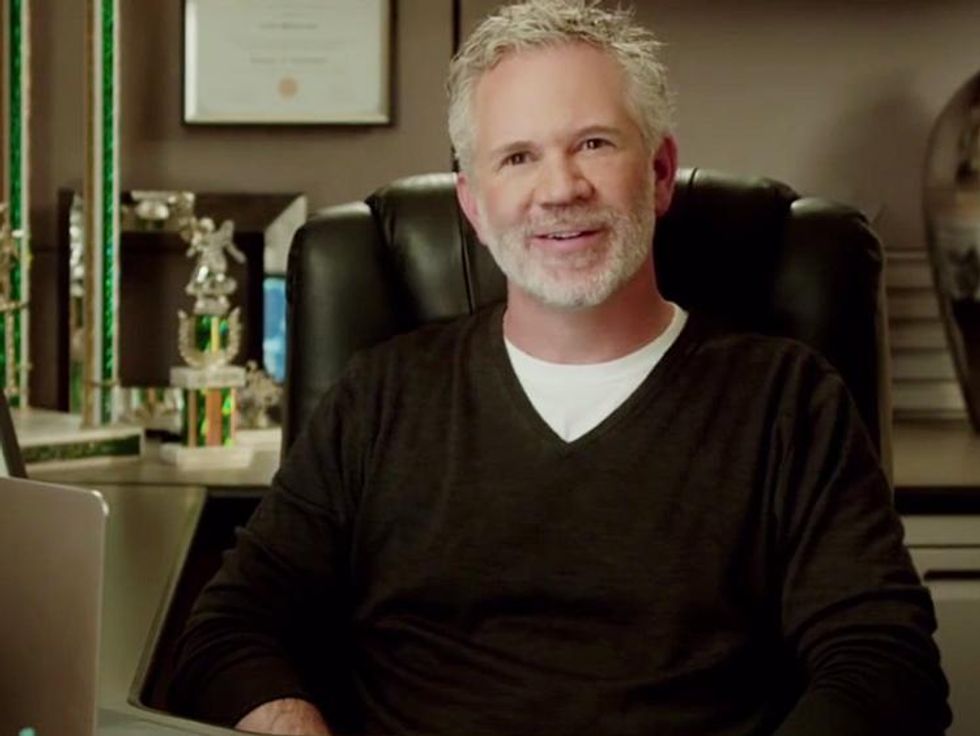 8 Rules of Texting Etiquette for Gay Men (Because apparently We Still Don\u2019t have this Down)