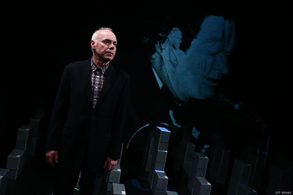 9 Real Differences Between Drag and Drag Race Fans