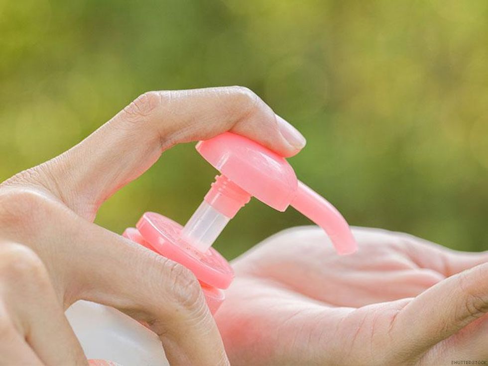 9 Real Differences Between Drag and Drag Race Fans