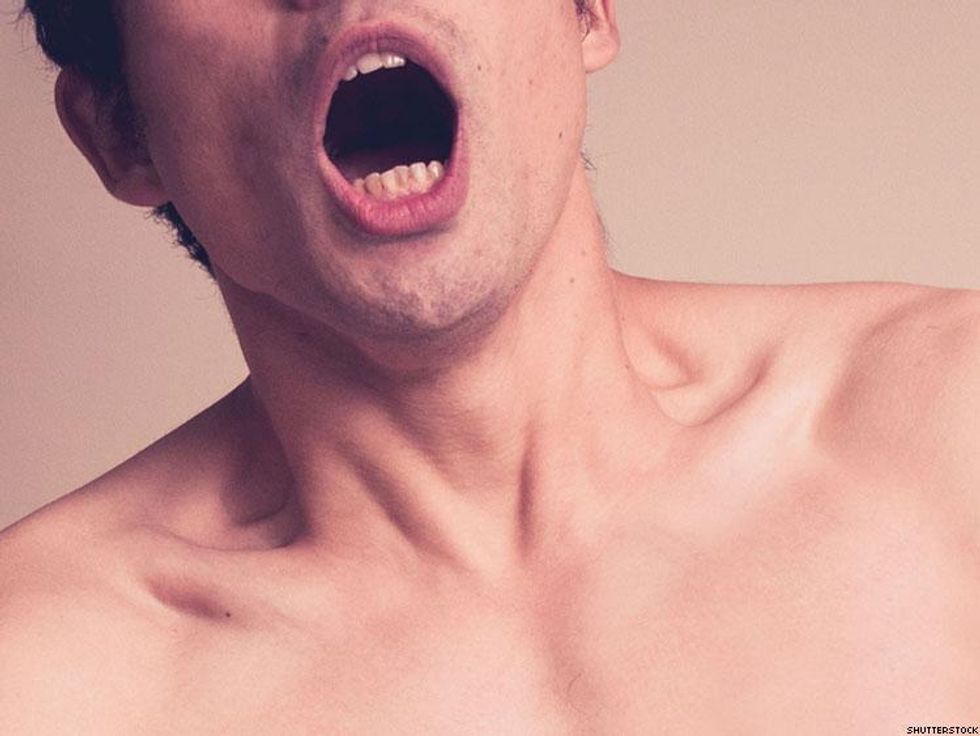 9 Ways to Have Fun When You're Going Out to Gay Bars Alone