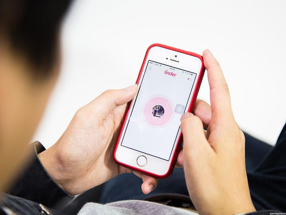 9 Ways to Have Fun When You're Going Out to Gay Bars Alone