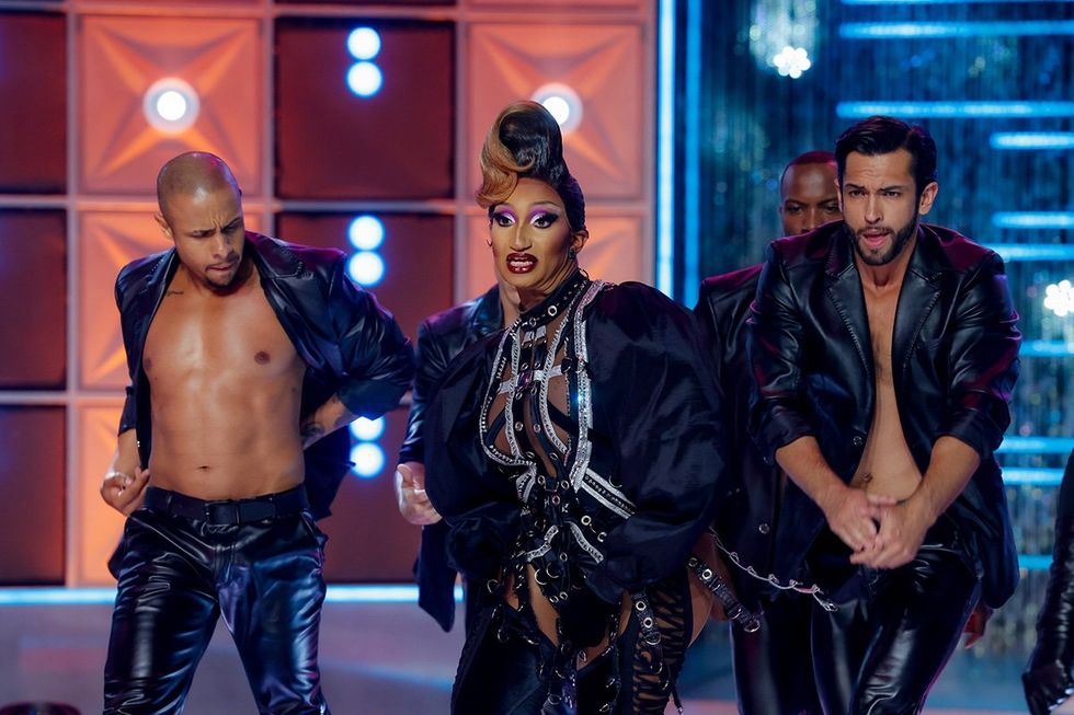 Angeria Paris VanMichaels in the girl group challenge