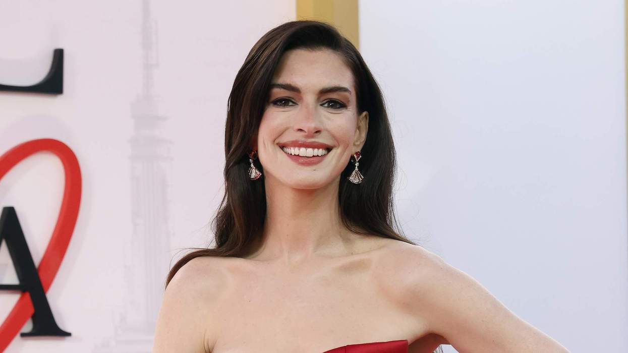 Anne Hathaway attends "The Devil Wears Prada 2" New York Premiere.