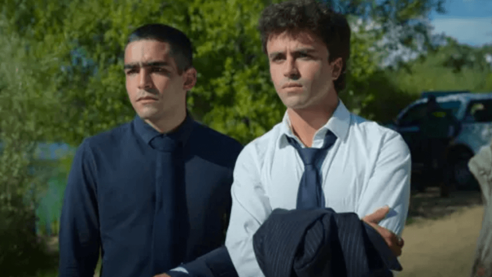 are omar ayuso and itzan escamilla dating?