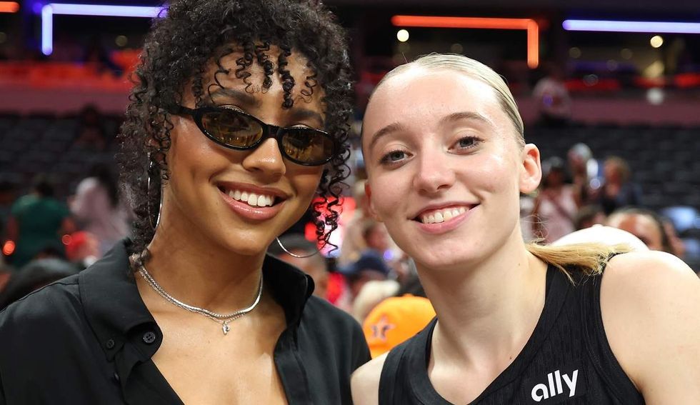 Azzi Fudd & Paige Bueckers