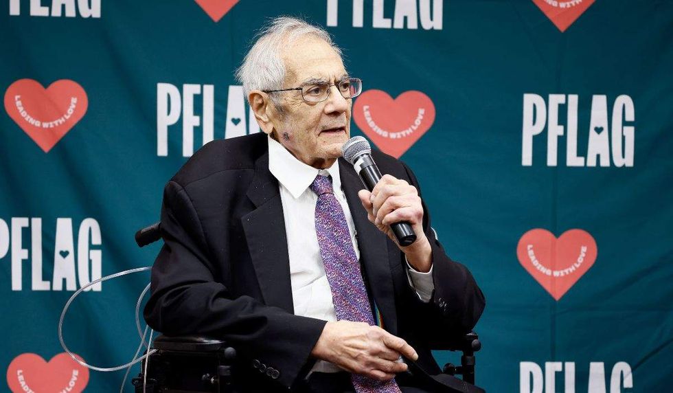 barney frank speaks to pflag supporters