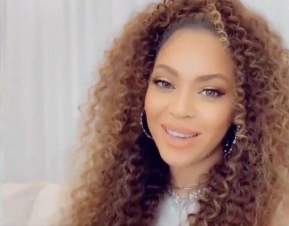 Beyonc\u00e9, "When You Wish Upon a Star"