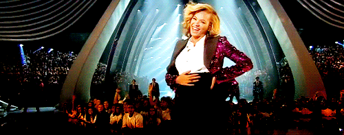 Beyonce Tummy rub