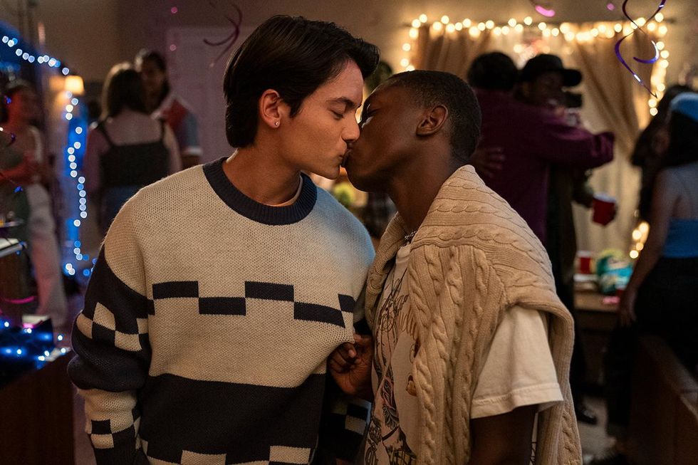 Cameron kisses his boyfriend in Freeridge