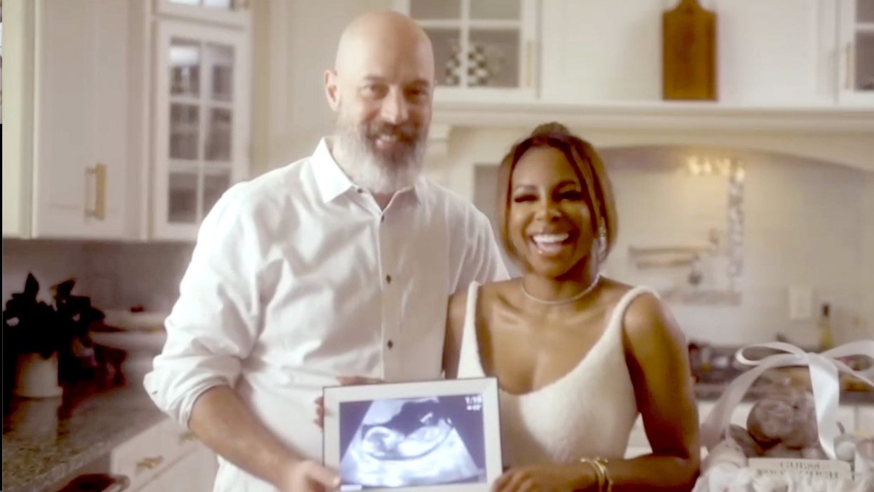 Candiace and Chris Bassett announce pregnancy