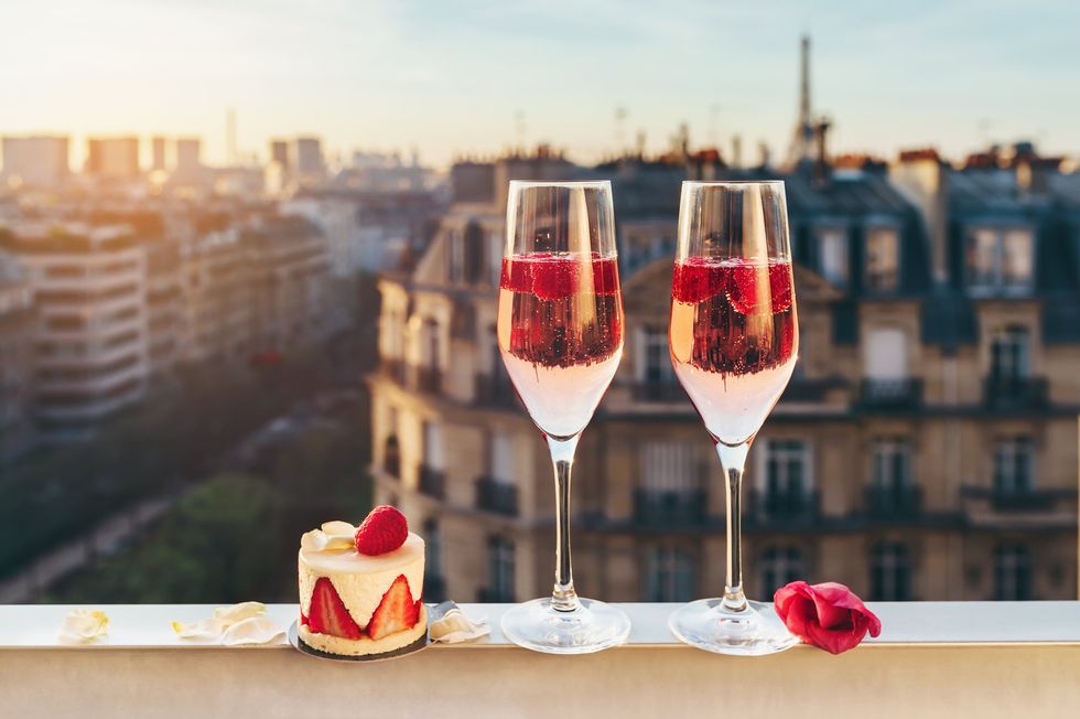 Champagne glasses and cake in Paris