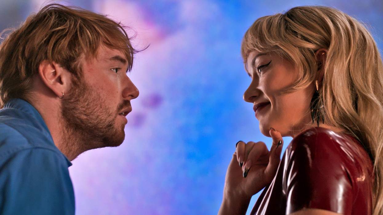 Cooper Hoffman and Olivia Wilde in I Want Your Sex