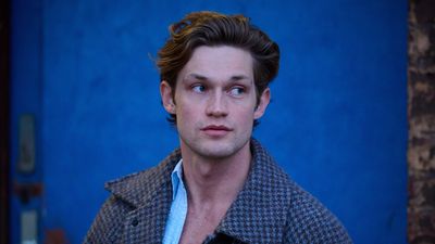 Damian Hardung stuns in Schöneber.