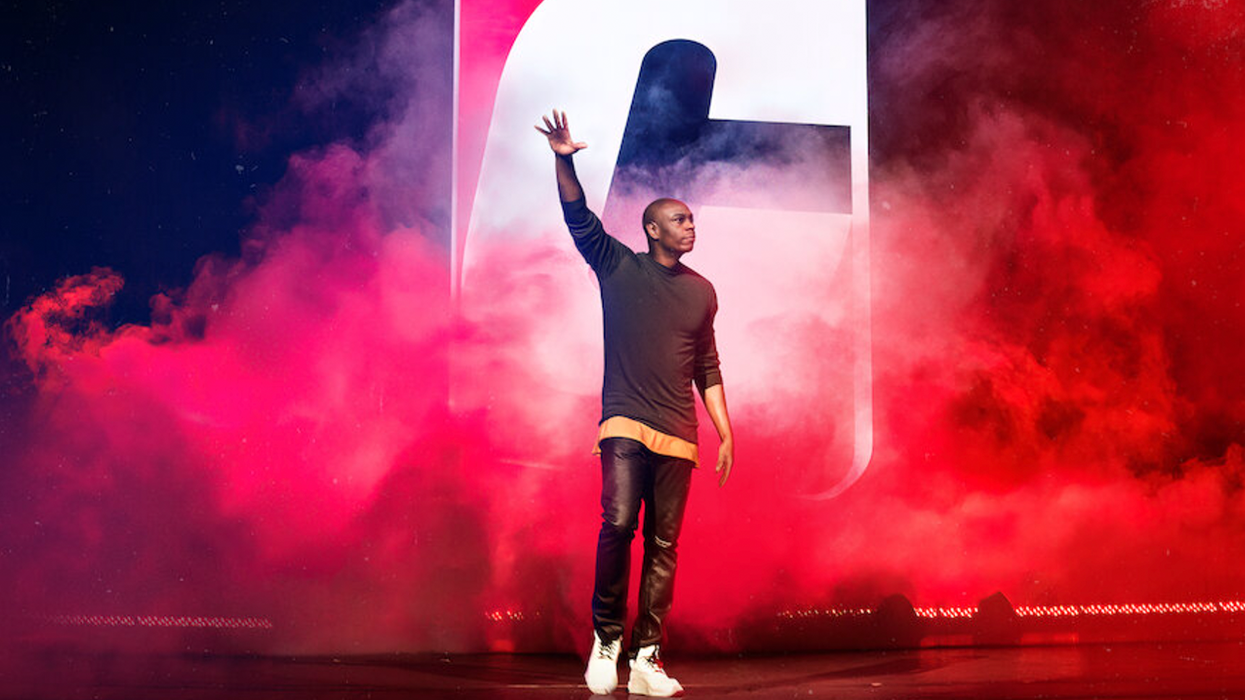 dave chappelle attacker sues venue