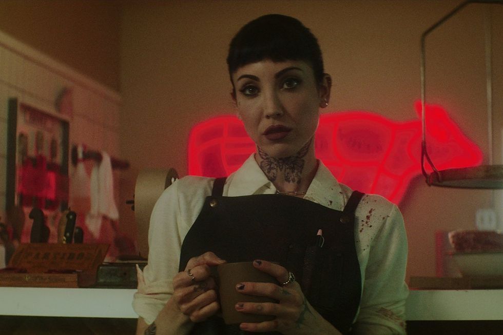 DEAD BOY DETECTIVES. Briana Cuoco as Jenny Green in episode 3 of DEAD BOY DETECTIVES. Cr. Courtesy of Netflix \u00a9 2023