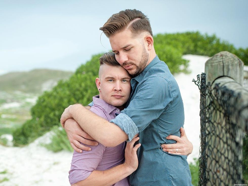 #DearElio, Here are 15 Tips to Tell if a Guy is into You