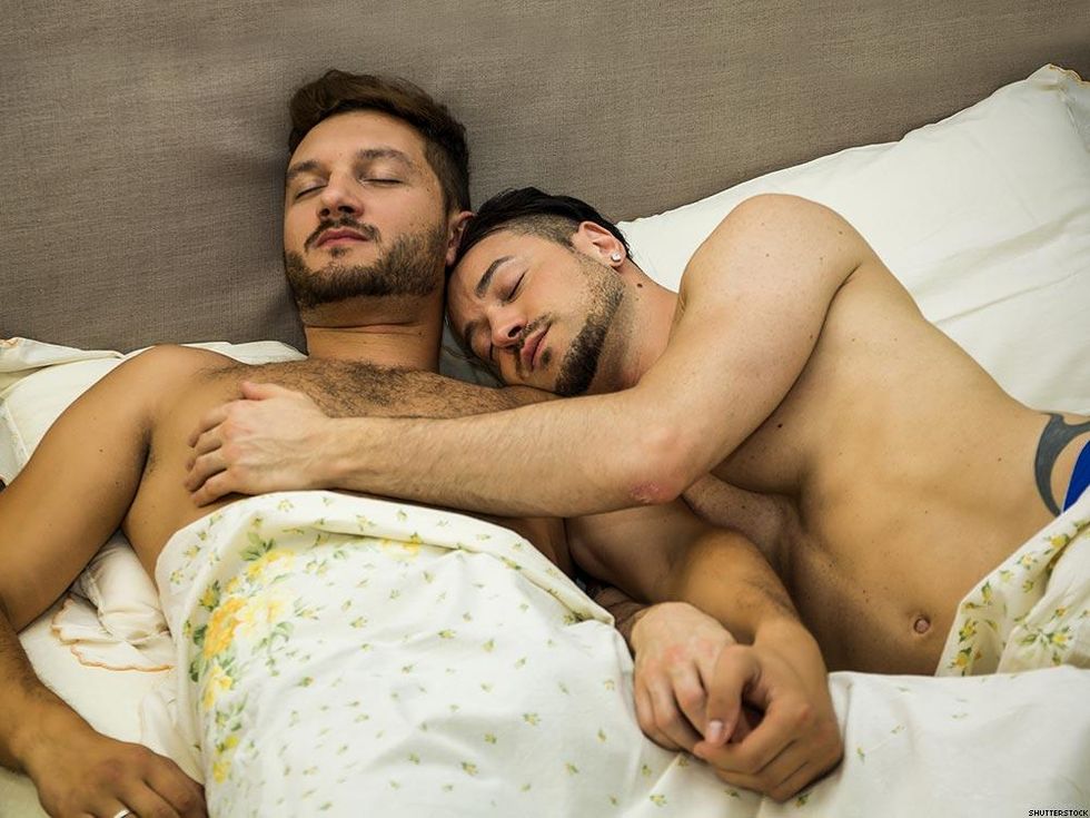 #DearElio, Here are 15 Tips to Tell if a Guy is into You