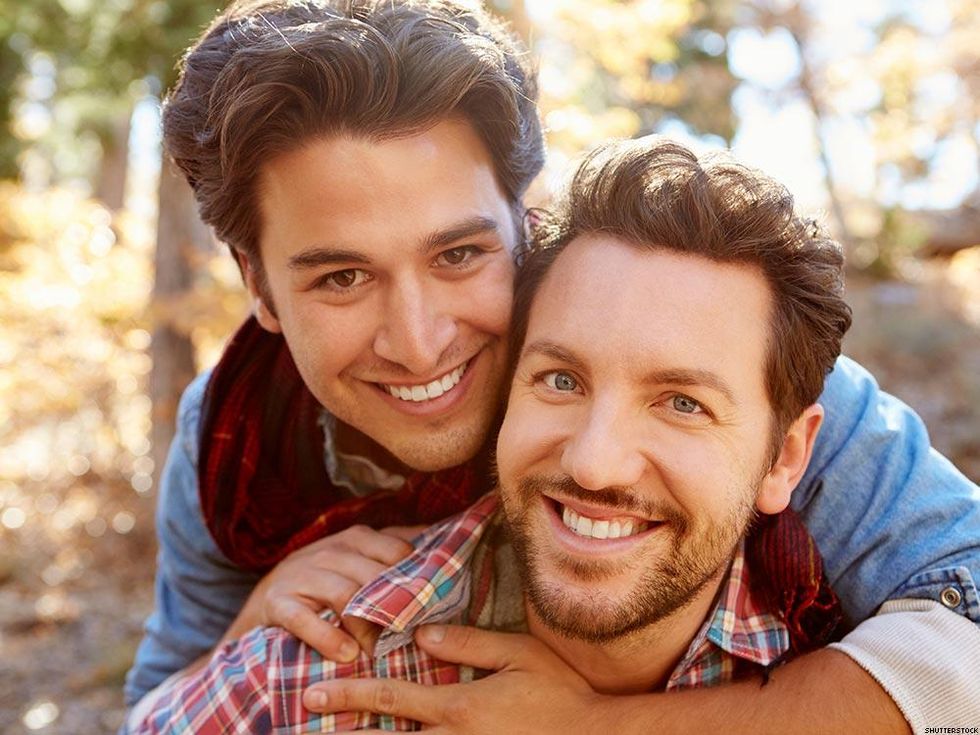 #DearElio, Here are 15 Tips to Tell if a Guy is into You