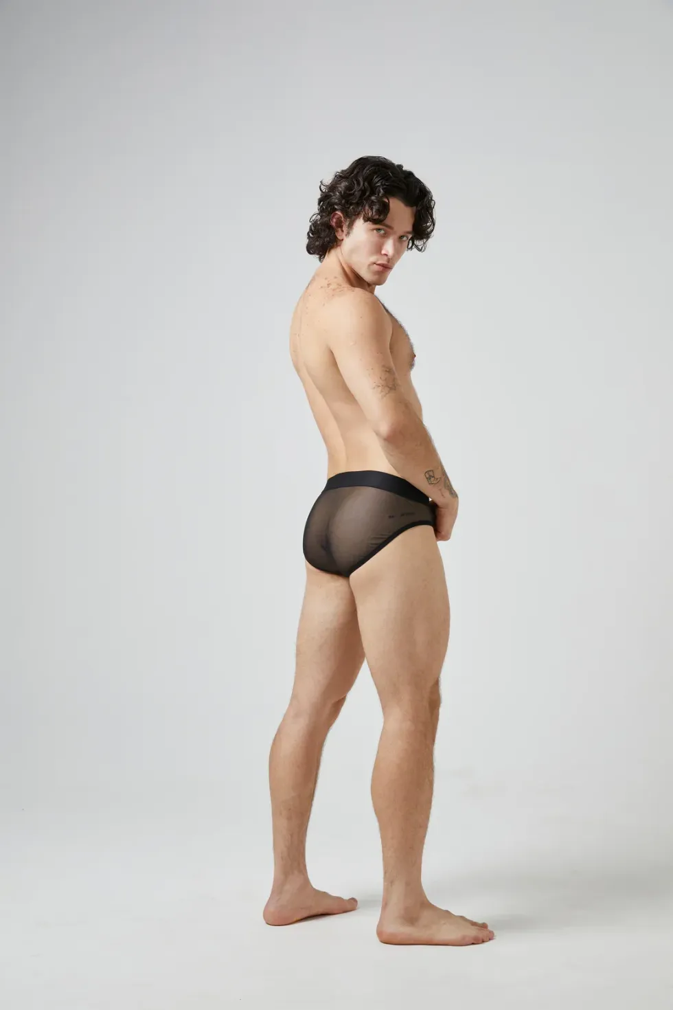 DIANE & GEORDI PRIDE LINE - THE TULLE (BLACK)