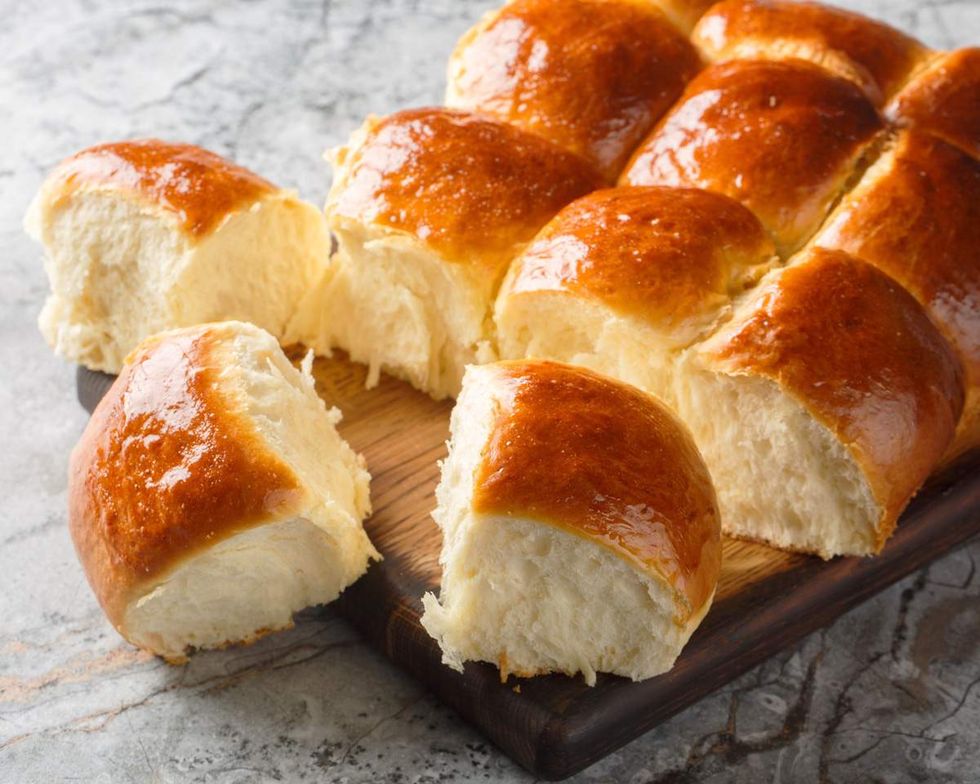 dinner rolls