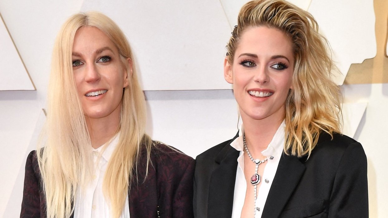 11 Times Kristen Stewart And Her WIFE Dylan Meyer Were The Cutest 11-times-kristen-stewart-and-her-wife-dylan-meyer-were-the-cutest