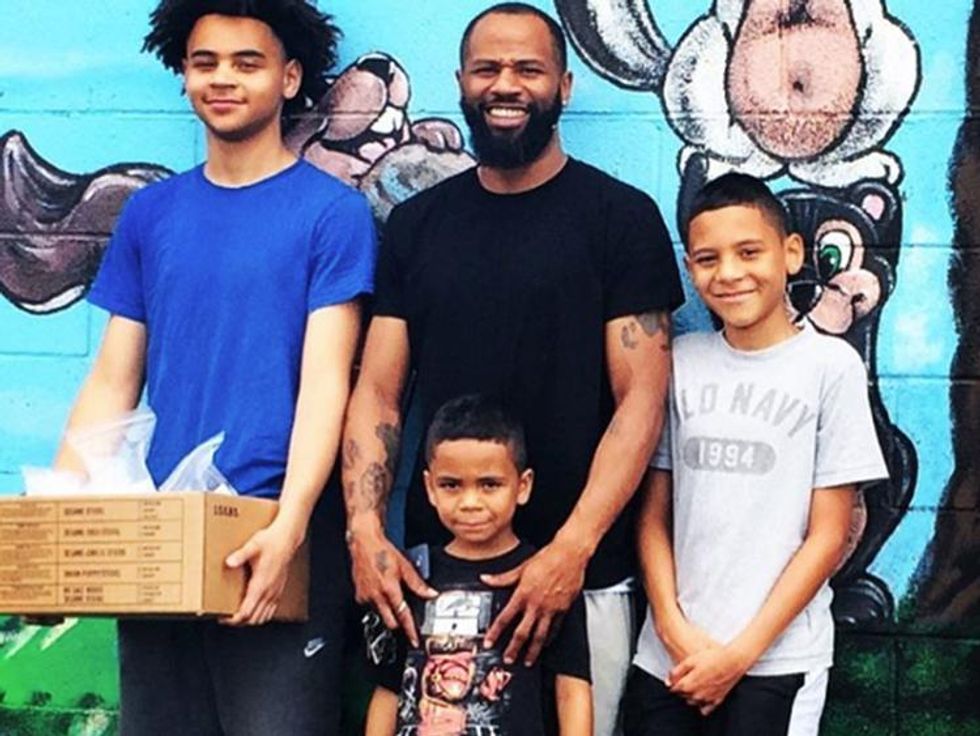 Family squad goals.