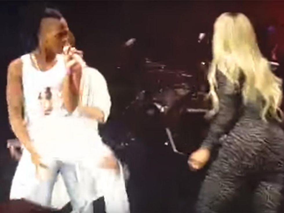 Fan Makes Nicki Minaj Walk Off Stage In South Africa