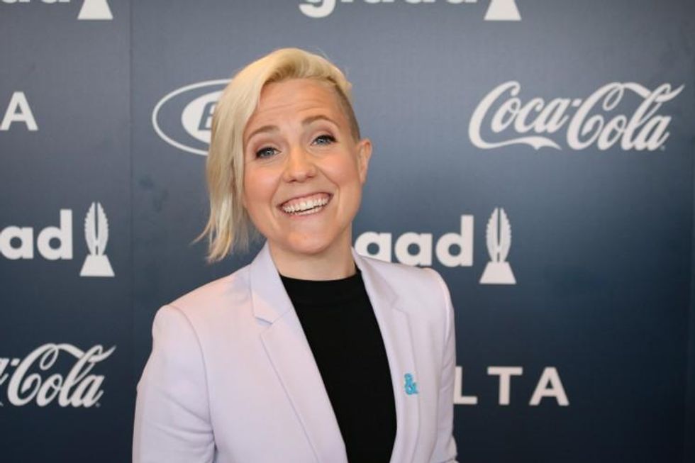 hannah-hart-youtube-host-glaad