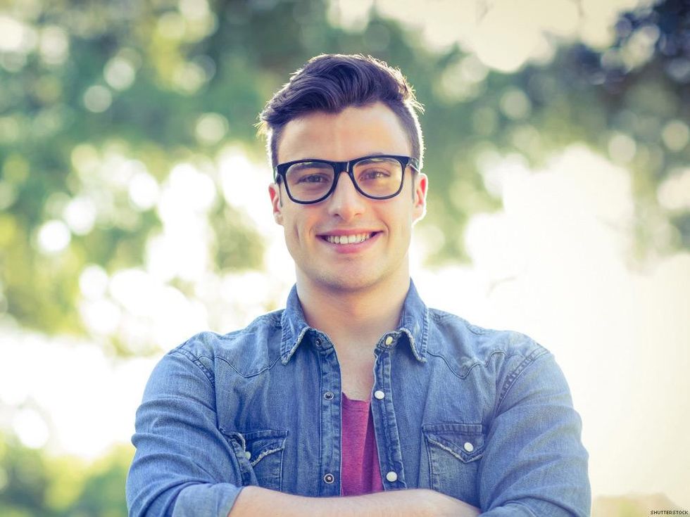 How to Date When You're An Insecure Gay/Bi Man