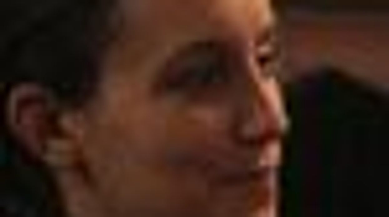 WATCH: 'Easy Abby' - Ep. 10, 'Icing on the Sponge Cake'