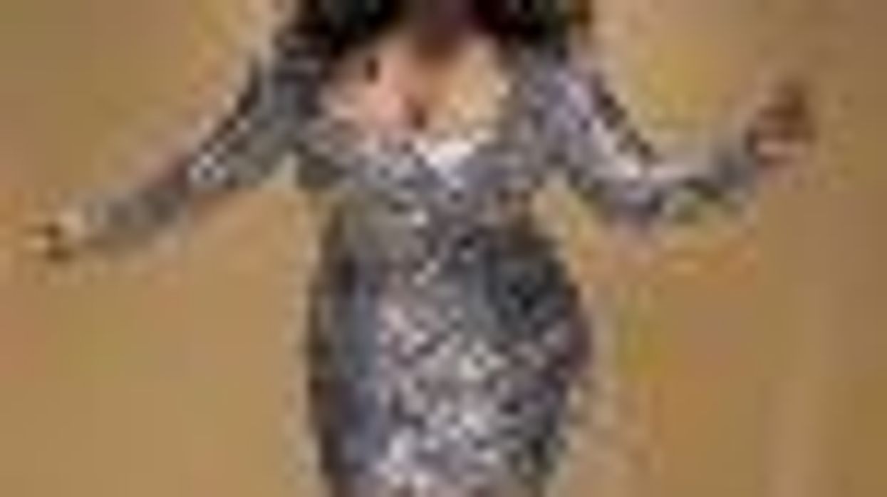 SheWired�s Shot of the Day: Gorgeous Amber Riley Glows in �Essence�