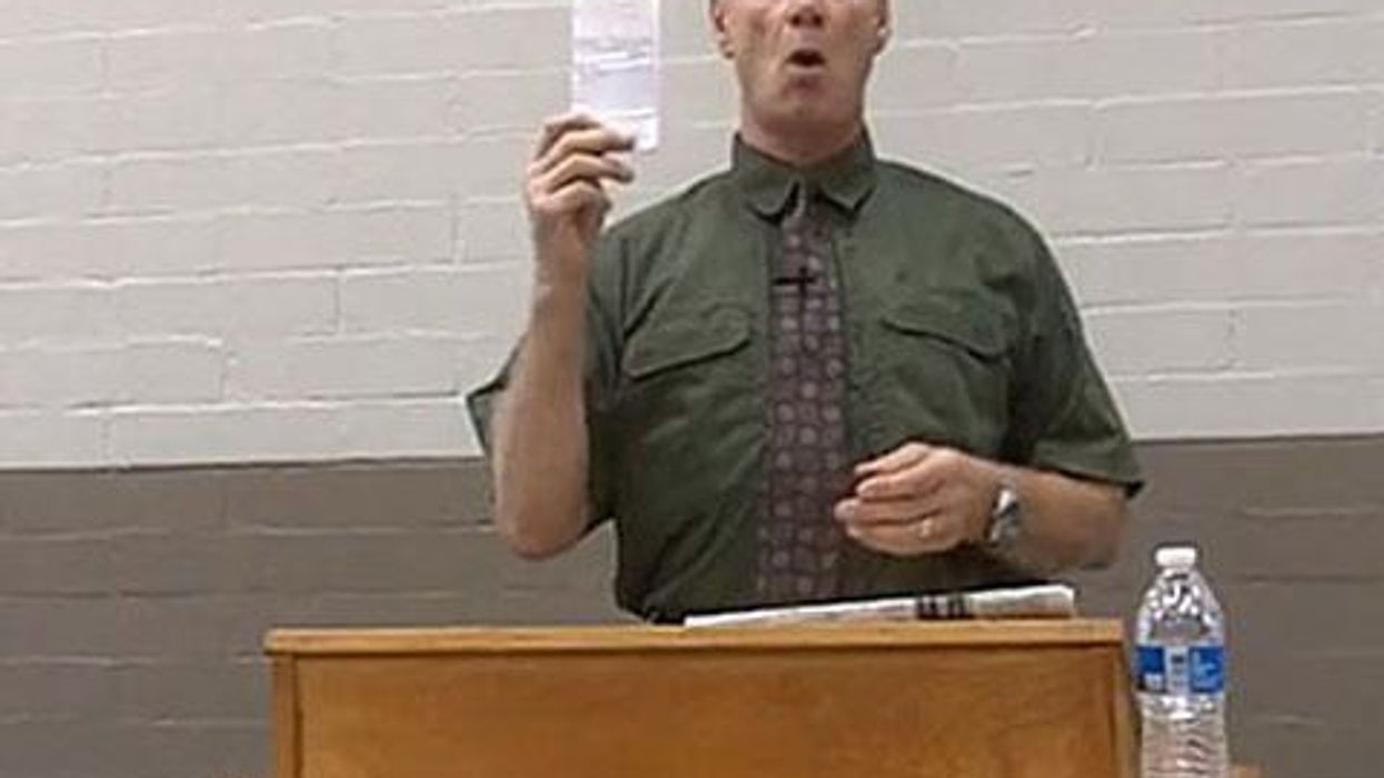 <p>WATCH: Missouri Police Officer Is Suspended for Delivering Hate-Filled Speech</p>